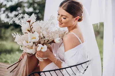 Descubre qué tipo de novia serás según tu signo zodiacal: ¡prepárate para brillar en tu gran día!